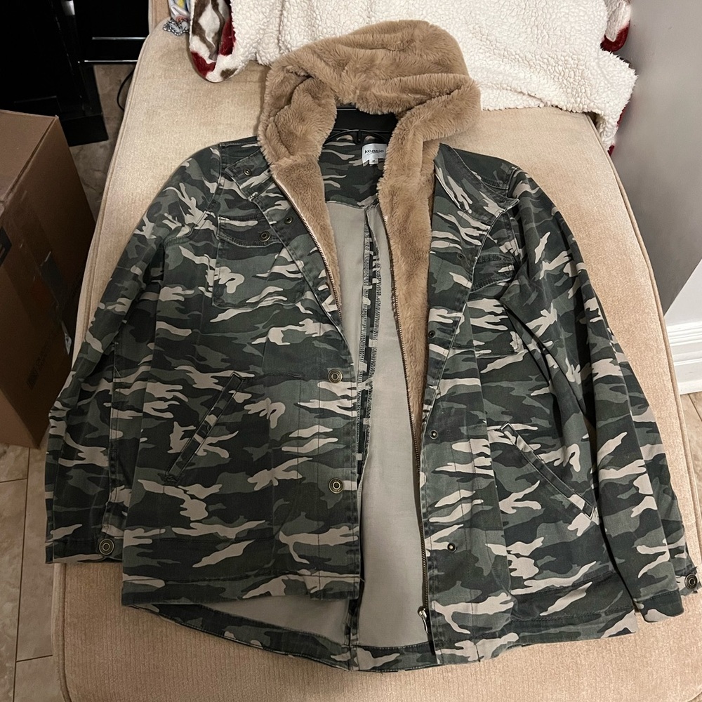 Women military style jacket with fur hoodie size M